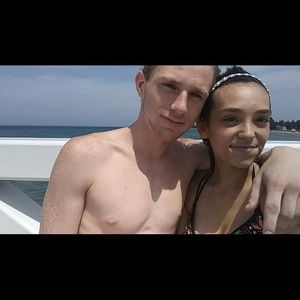 Meet your Posher, Daphne